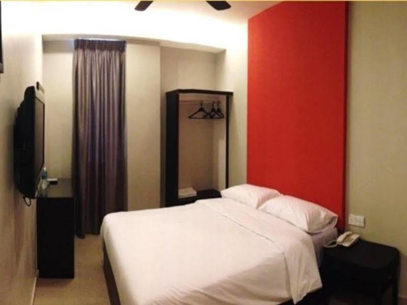 Golden Court Hotel - Tun Abdul Razak Johor Bahru Dış mekan fotoğraf