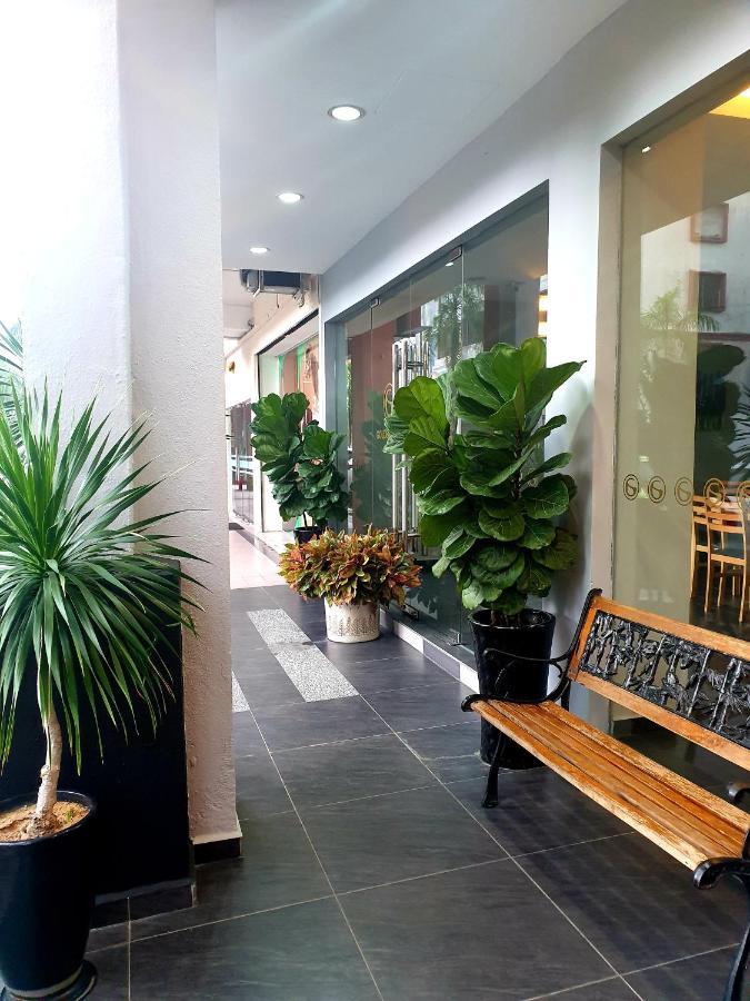 Golden Court Hotel - Tun Abdul Razak Johor Bahru Dış mekan fotoğraf
